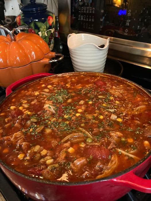 Hearty Ground Beef and Vegetable Soup