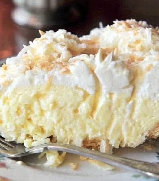 Old-Fashioned Coconut Cream Pie
