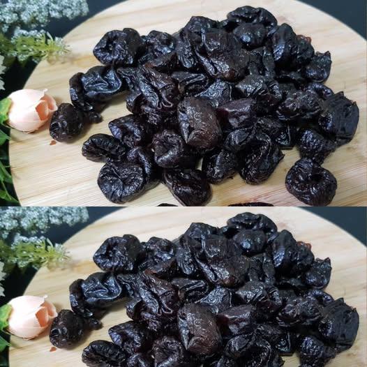 Clean Your Bowel with Dried Prunes: A Simple Way to Boost Your Health
