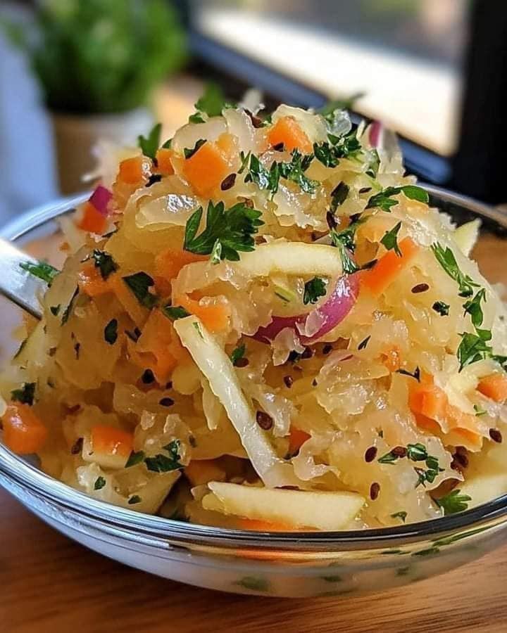 An Easy Sauerkraut Salad with Fresh Veggies