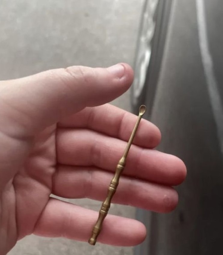 Title: This Mysterious Item Has Left People Wondering About Its Purpose