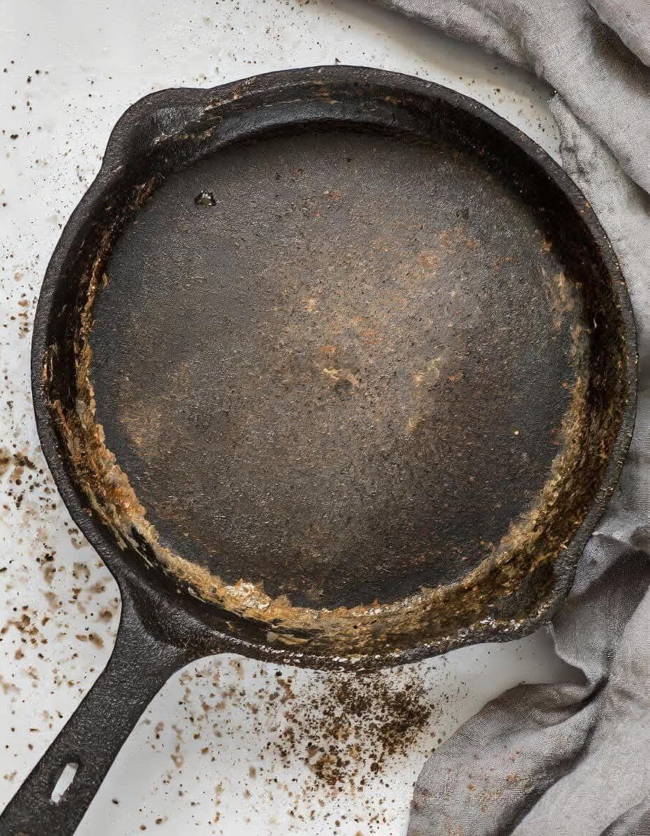 Folks often get it wrong by scrubbing cast iron pans with soap. Here’s the right method to clean cast iron pans