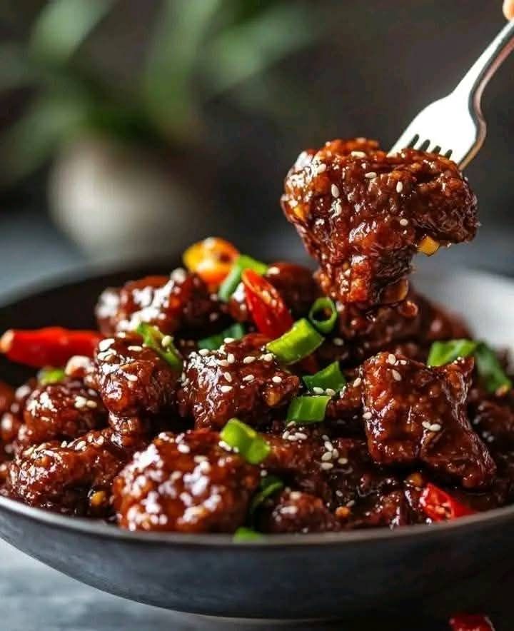 Easy Chinese Crispy Chilli Beef (Better Than Restaurant)