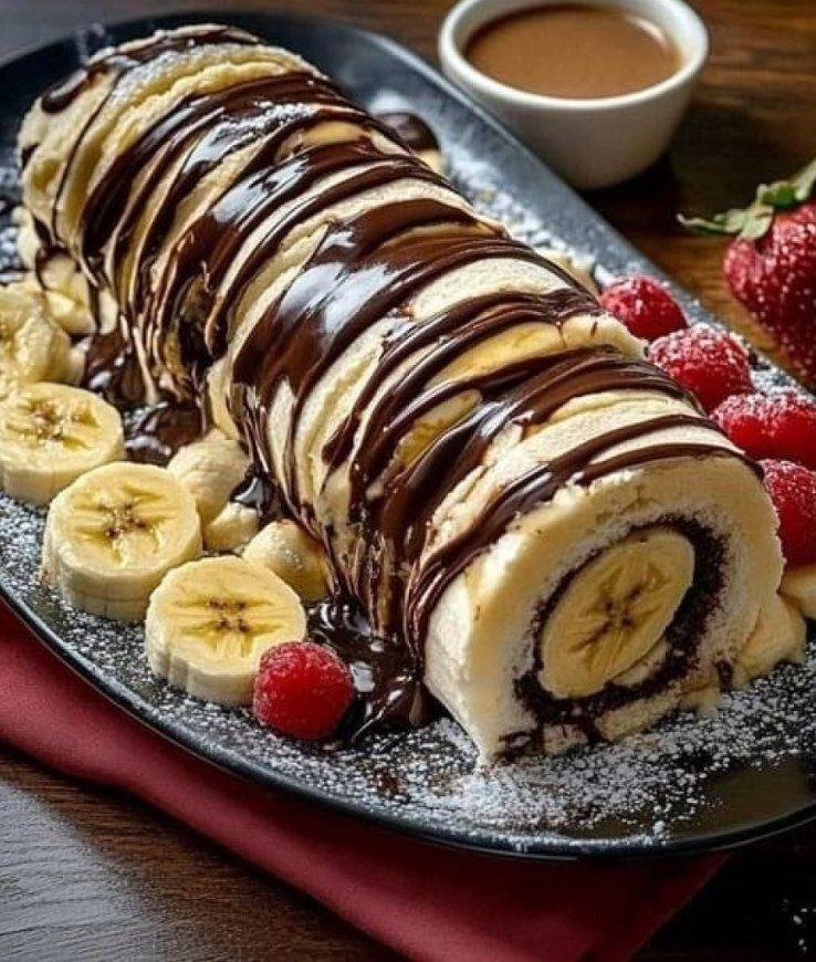 Banana Split Roll