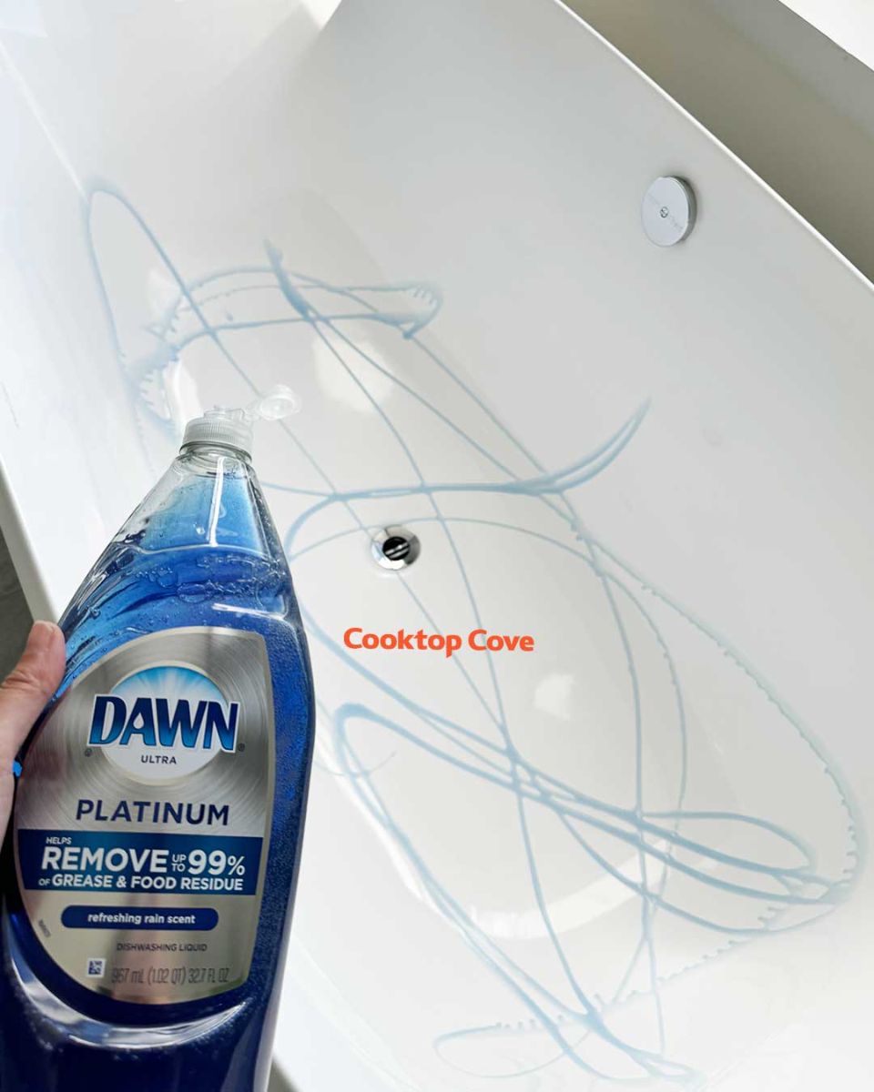 Don’t know anyone who enjoys cleaning a bathtub, but this new cleaning hack got me excited again