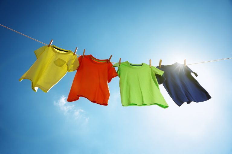 The Drawbacks of Hanging Clothes Outside: Why It’s Not Always the Best Choice