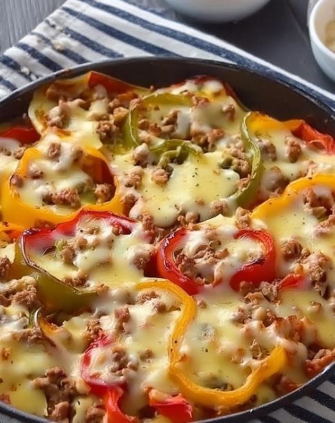 Stuffed pepper casserole for every season, an absolute eye-catcher!