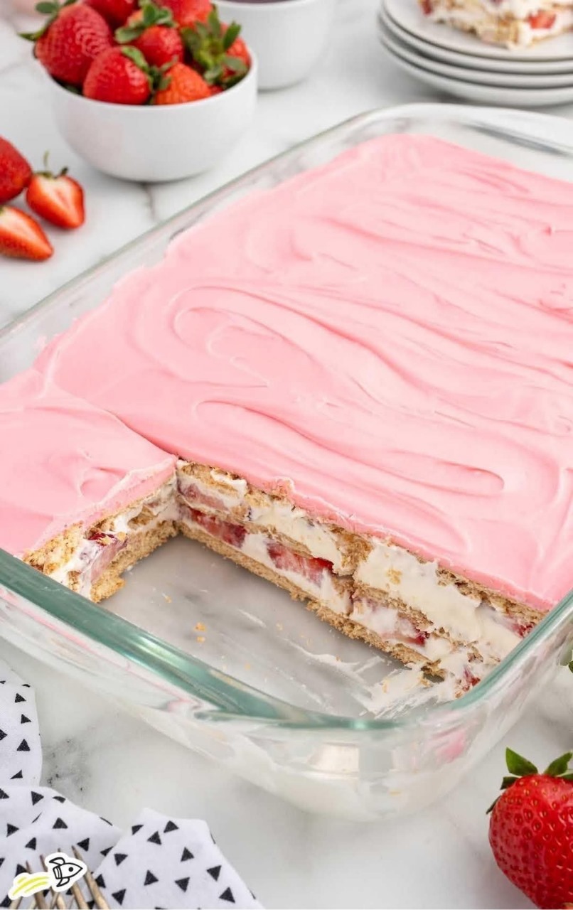 Strawberry Eclair Cake