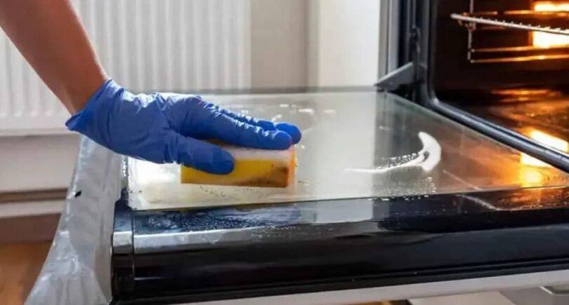 Dirty oven glass? here’s the trick that will drive you crazy