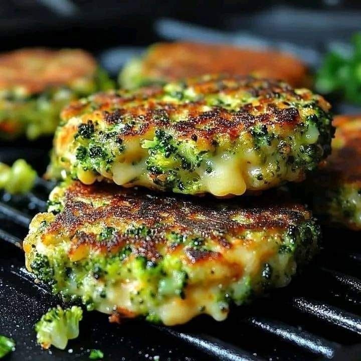 How to Make Cheesy Broccoli Patties