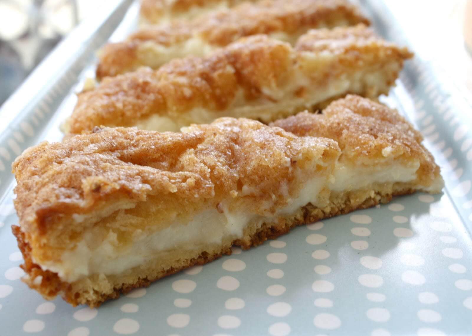 Cream Cheese Crescent Rolls